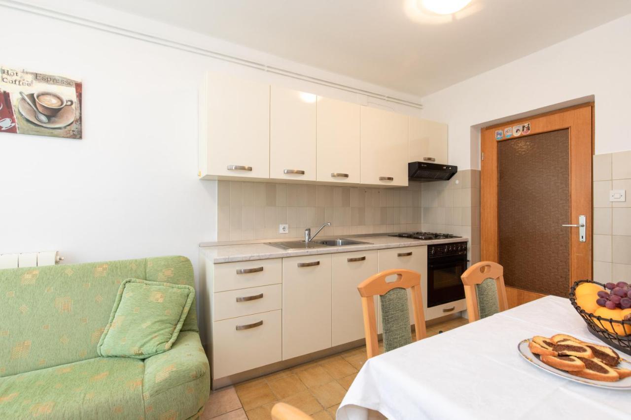 Justic Apartment Кърк Екстериор снимка