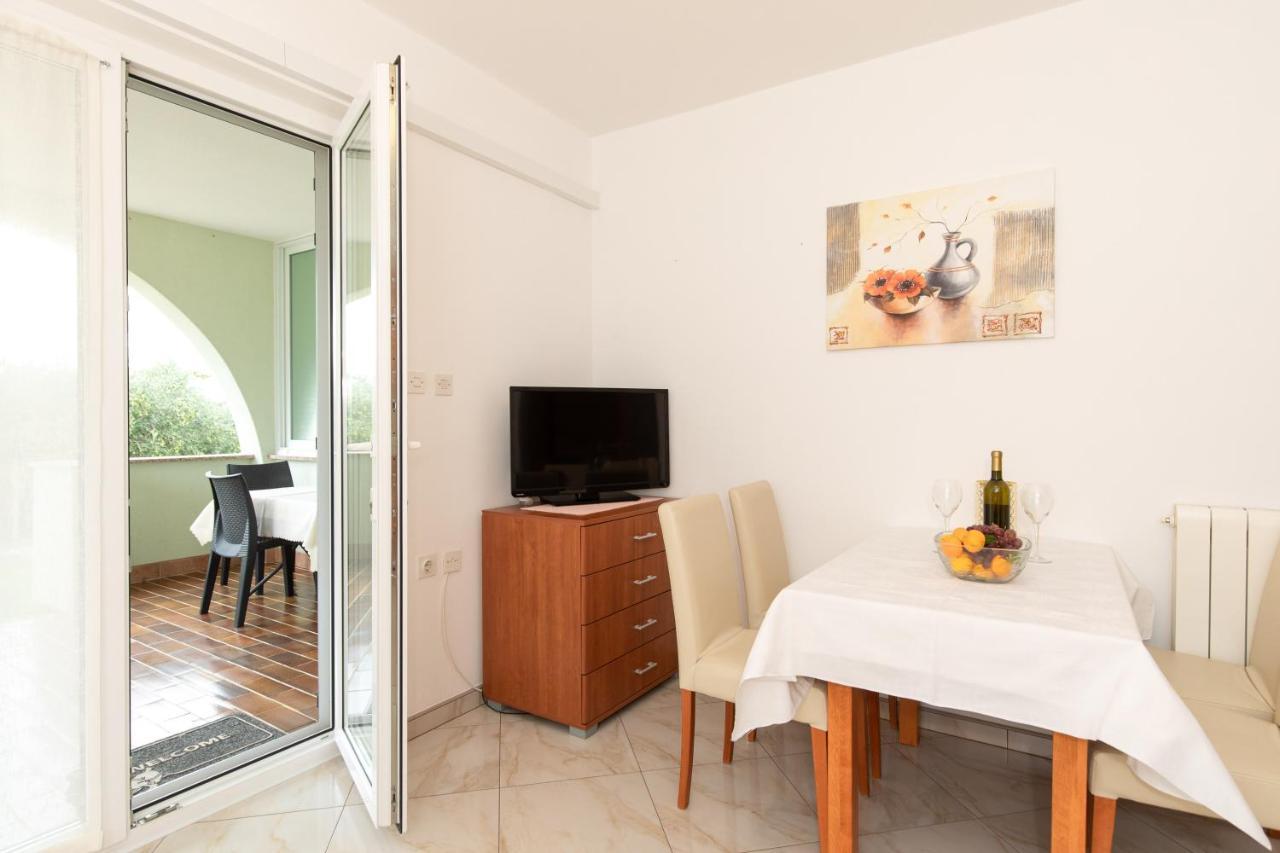 Justic Apartment Кърк Екстериор снимка