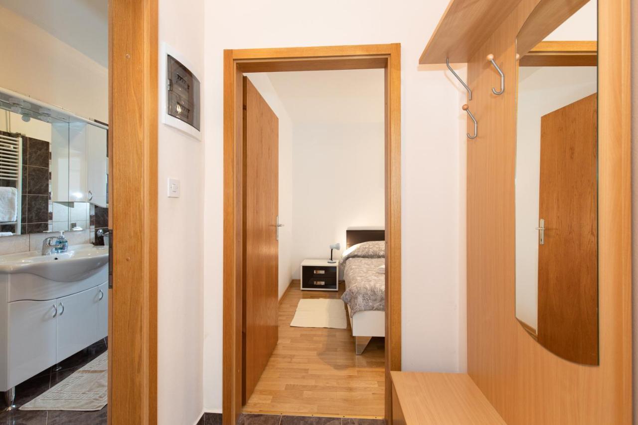 Justic Apartment Кърк Екстериор снимка