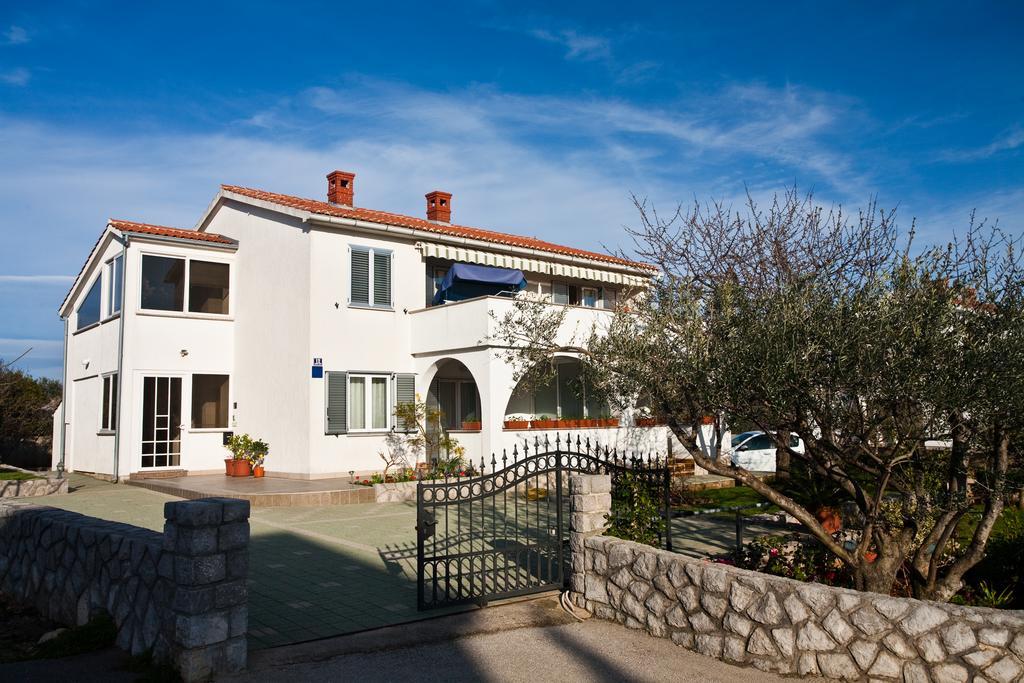 Justic Apartment Кърк Екстериор снимка